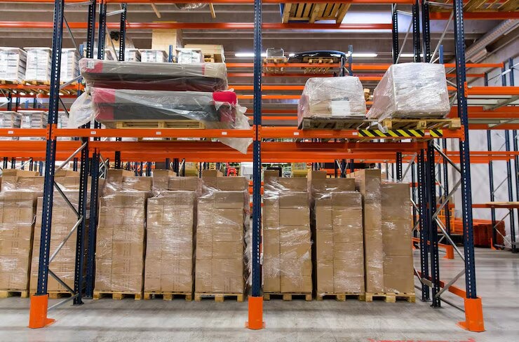 Comment Réorganiser les Marchandises dans des Racks et Rayonnages de Stockage?